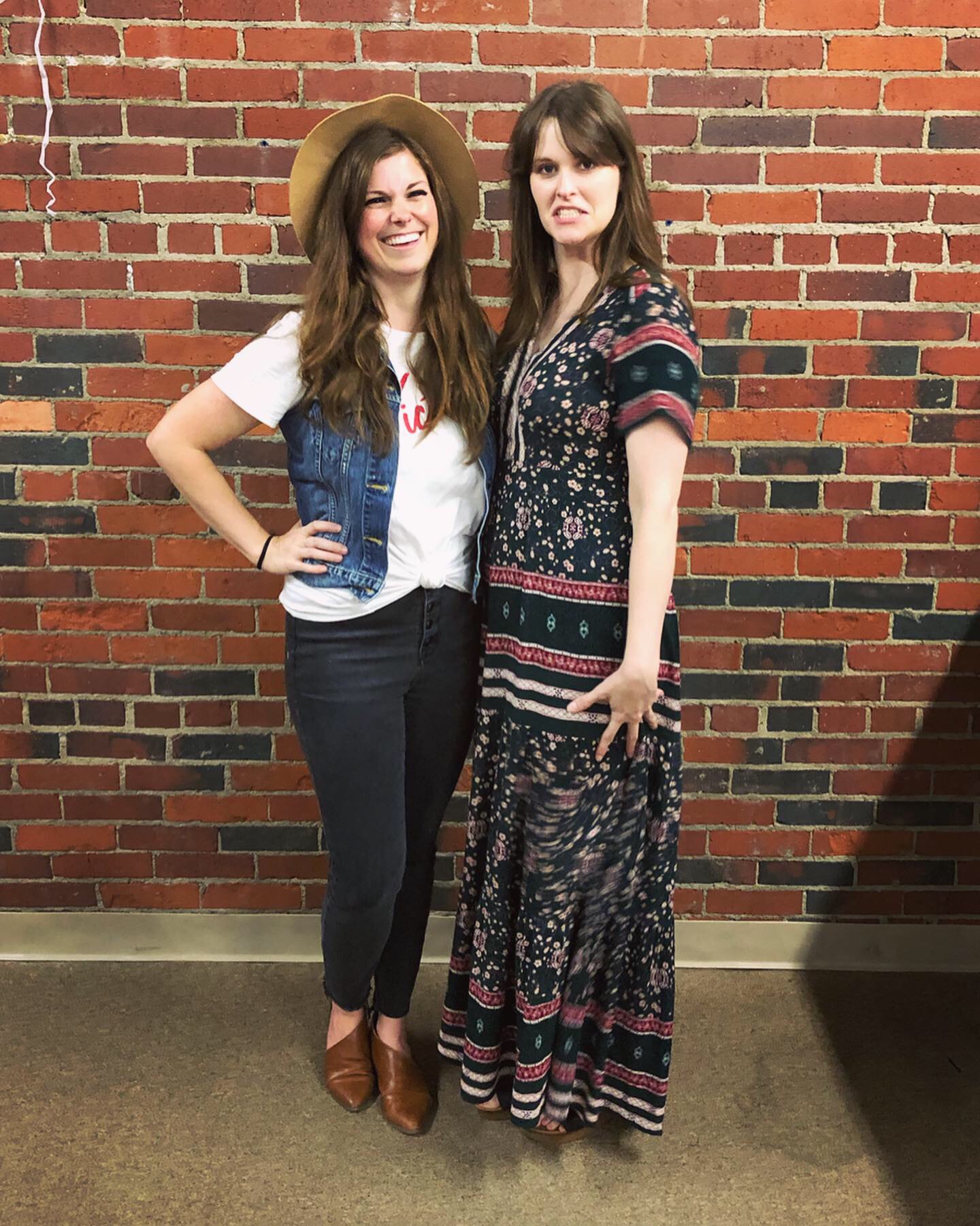 4E263F3C-D9D5-4C35-B18B-433DDE147628